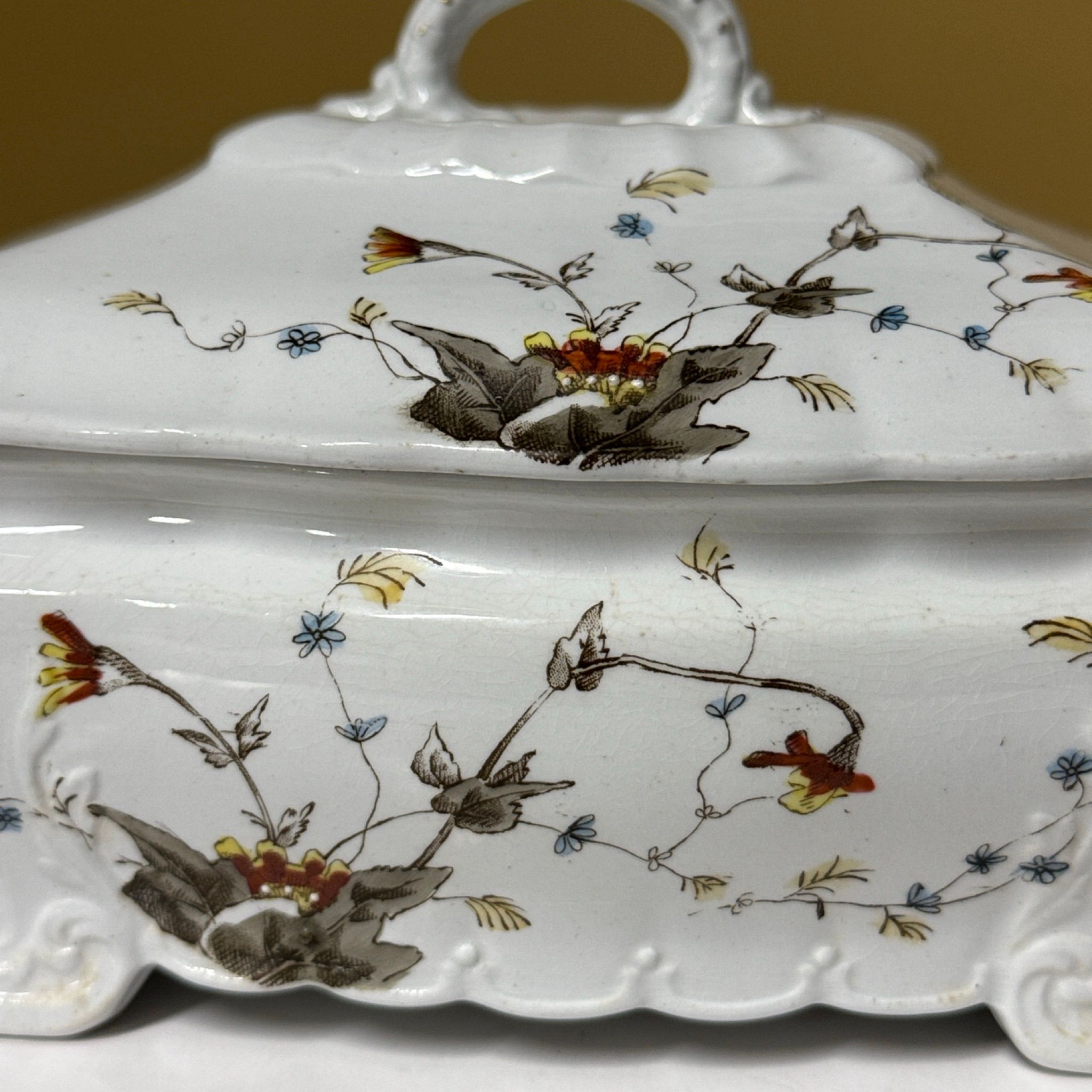 Niknax · Green & Clay antique covered vegetable dish England 1883