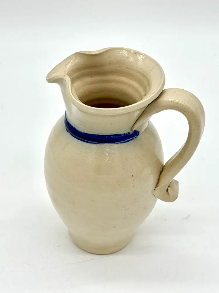 Pitcher Williamsburg Pottery Stoneware 6.5”H