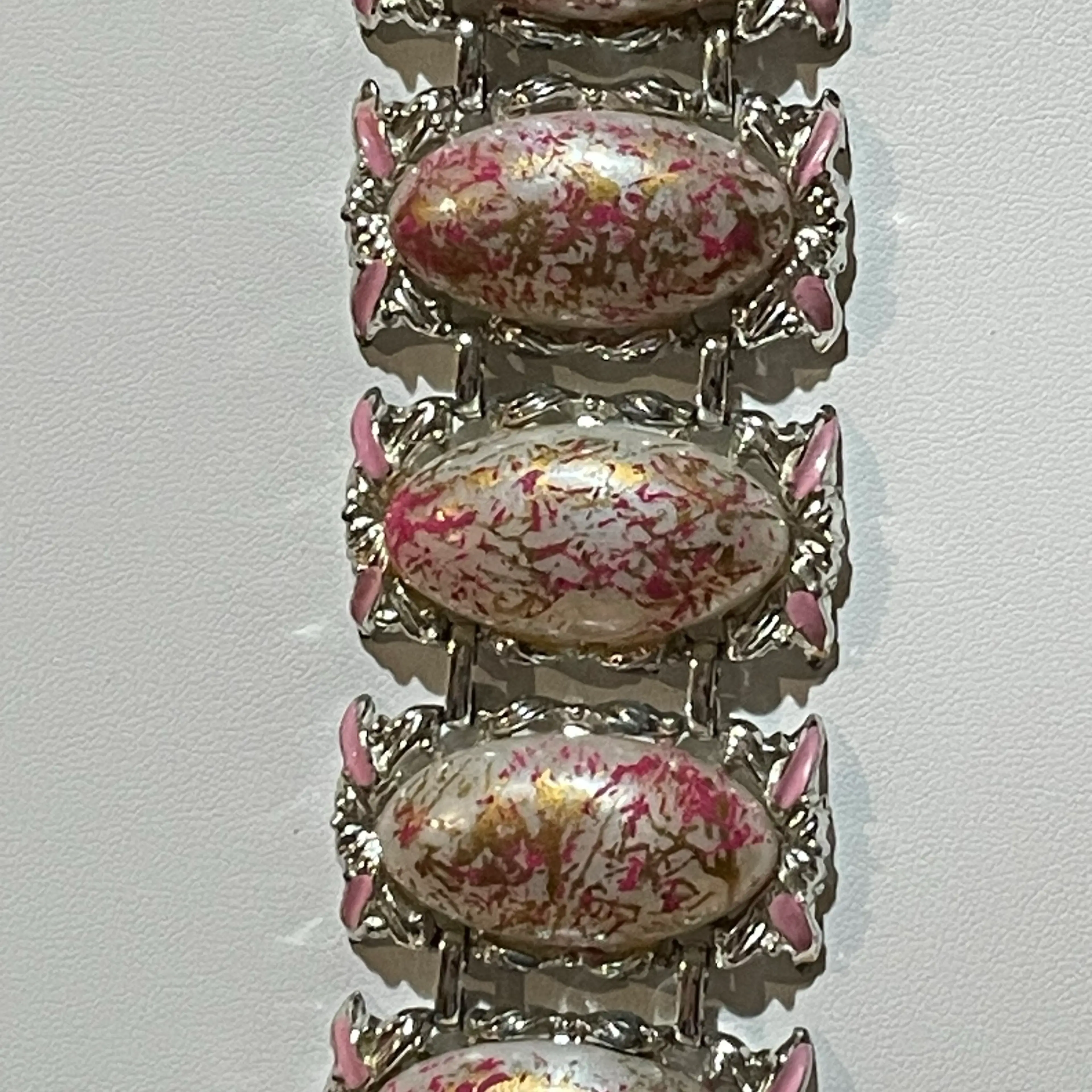 Image 3 of 8