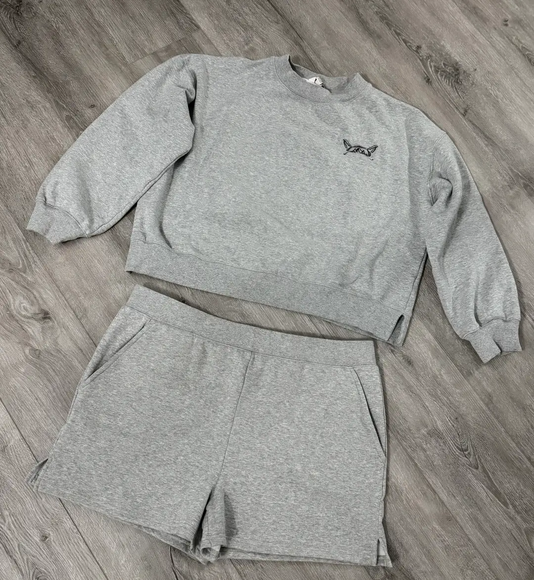 Rosé Grey Sweatshirt and Shorts Set - XL