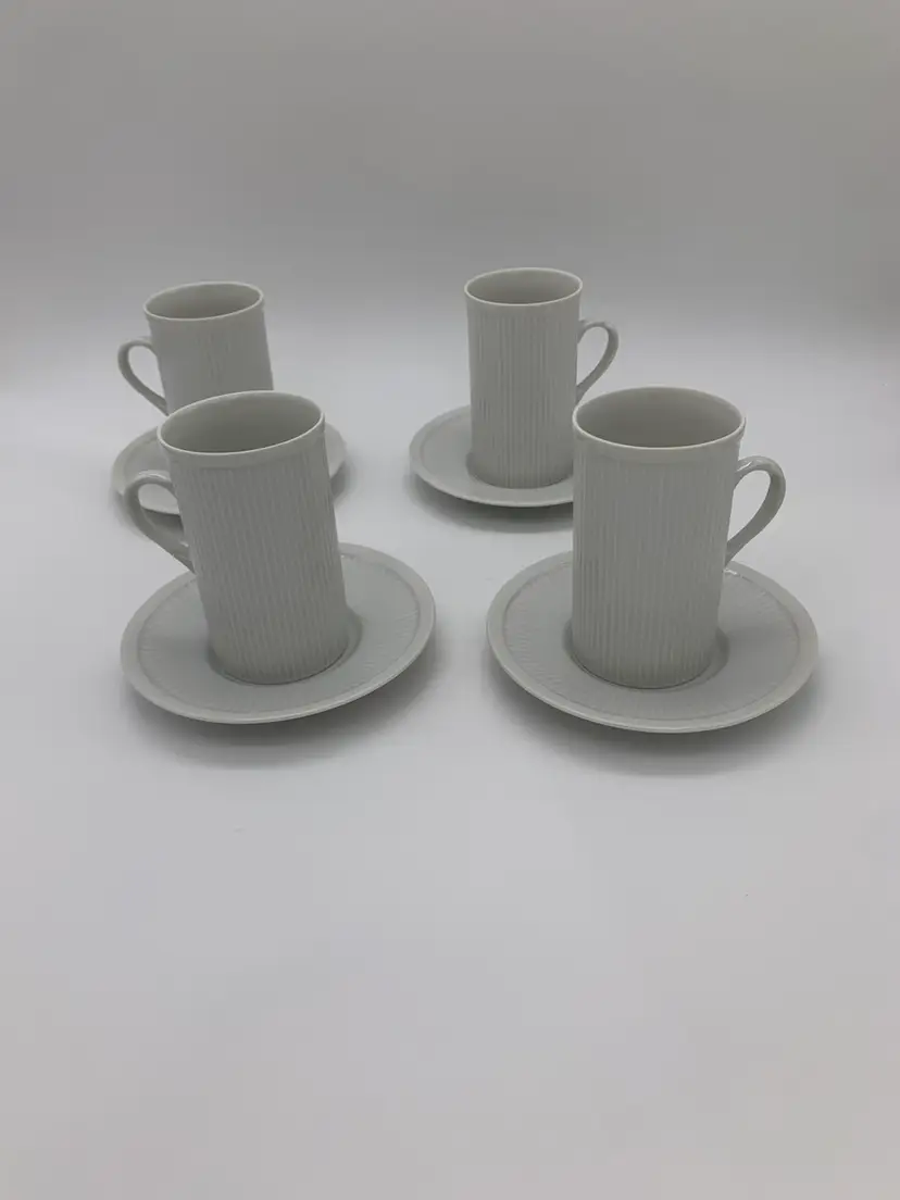 Fitz and Floyd Classic 7oz Nevaeh White Ribbed Cylinder Cups & Saucers Set Of 4