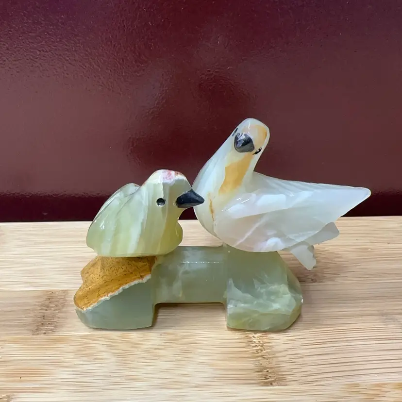 B - Onyx Love Birds