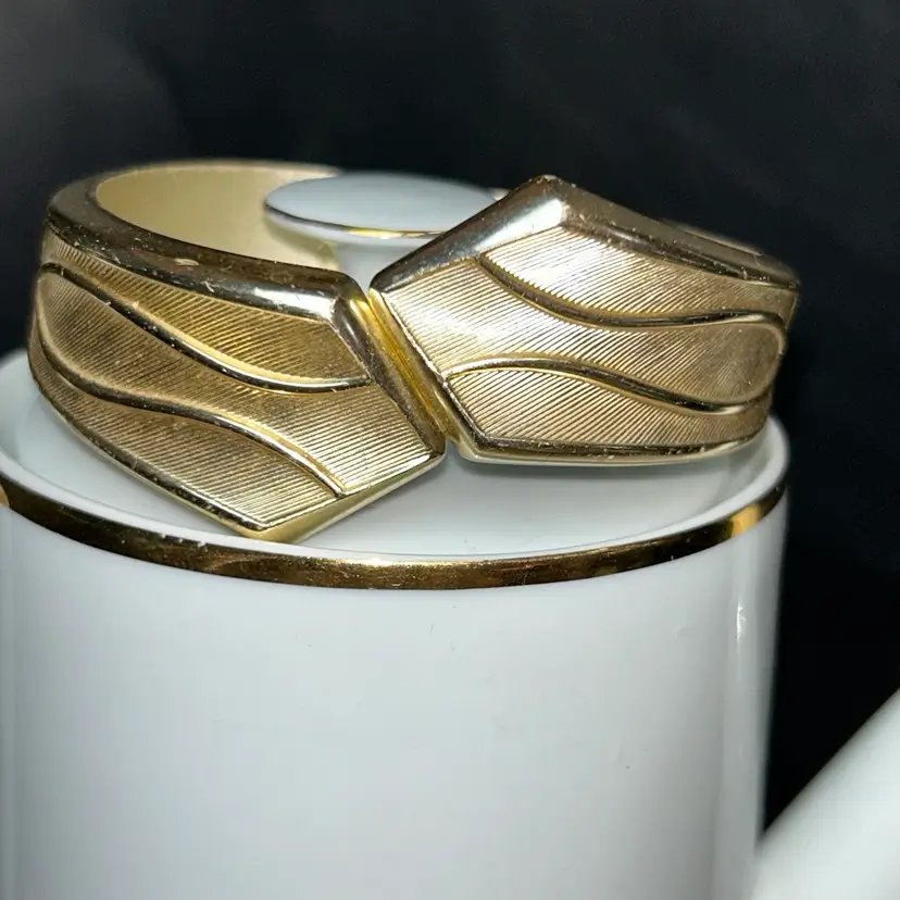 Vintage Sarah Coventry Gold Tone Mid-Century Modern Bracelet