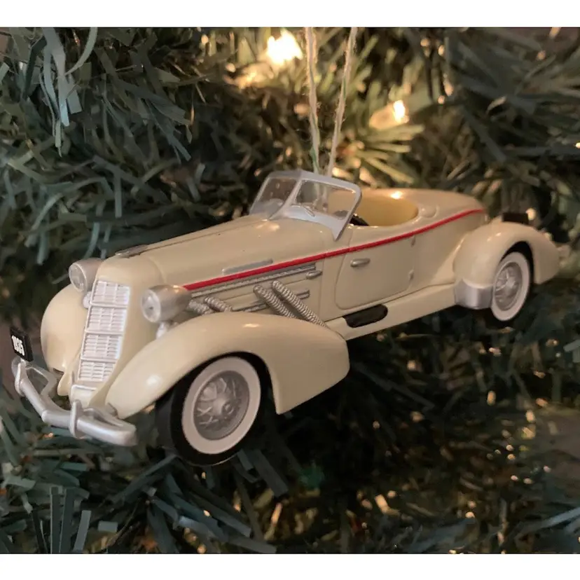 2000 Hallmark Keepsake Ornament
Collector's Series, third of five: 1935
Auburn Speedster