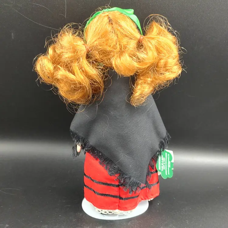 Vtg Gifts From Ireland Porcelain Collectors Doll