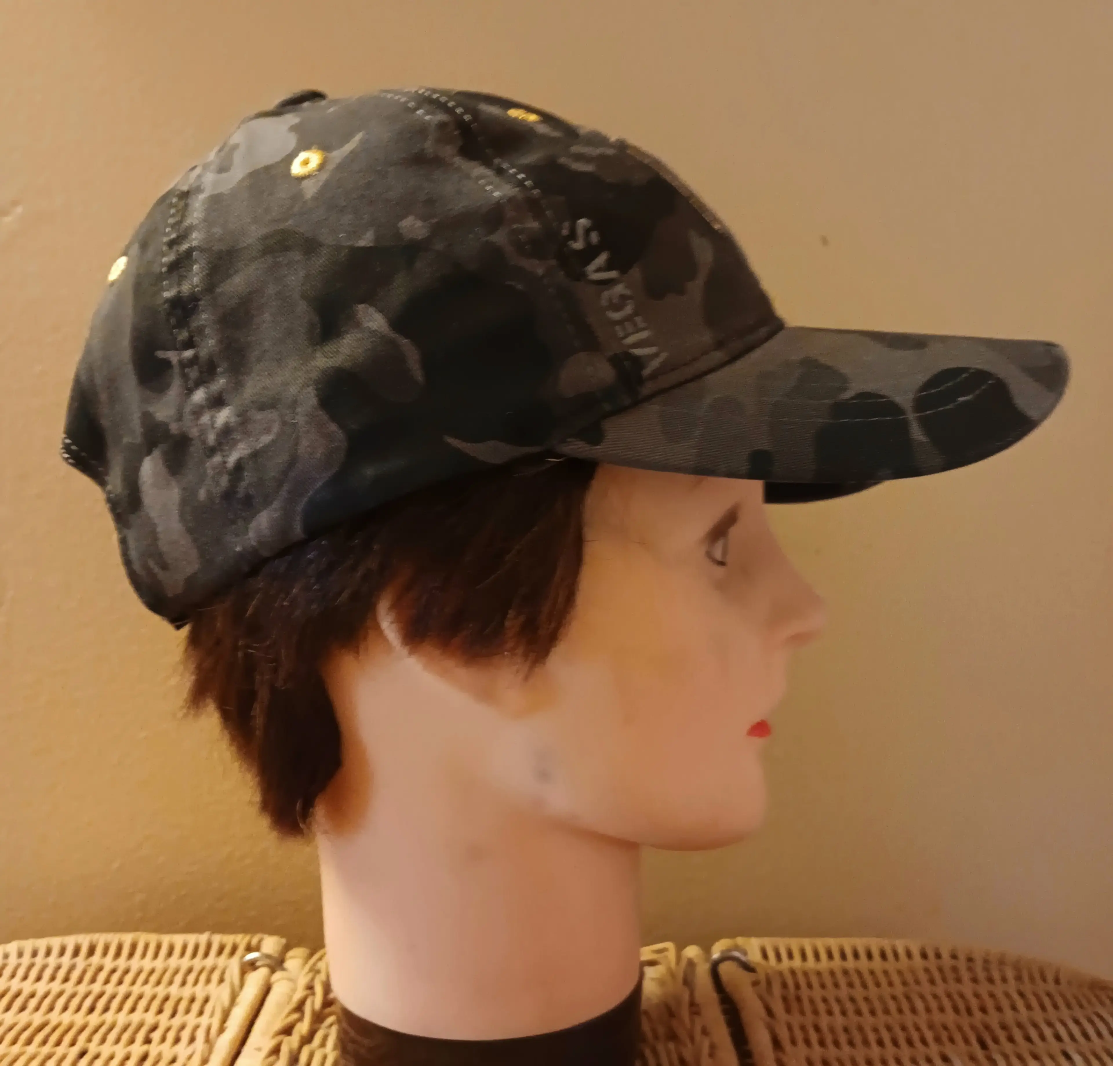Image 5 of 7
