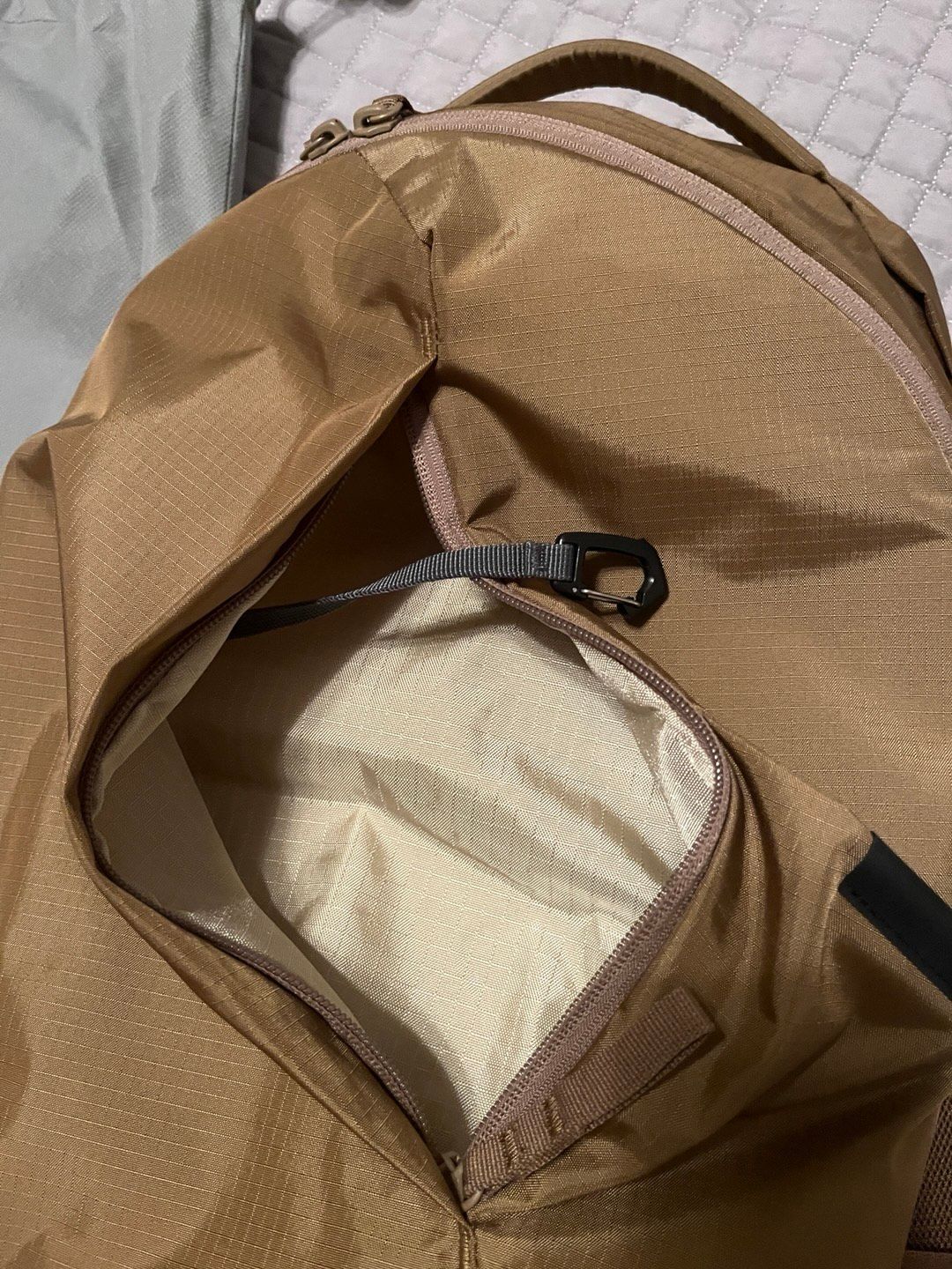 Able Carry 13 Daybag Ripstop Tan