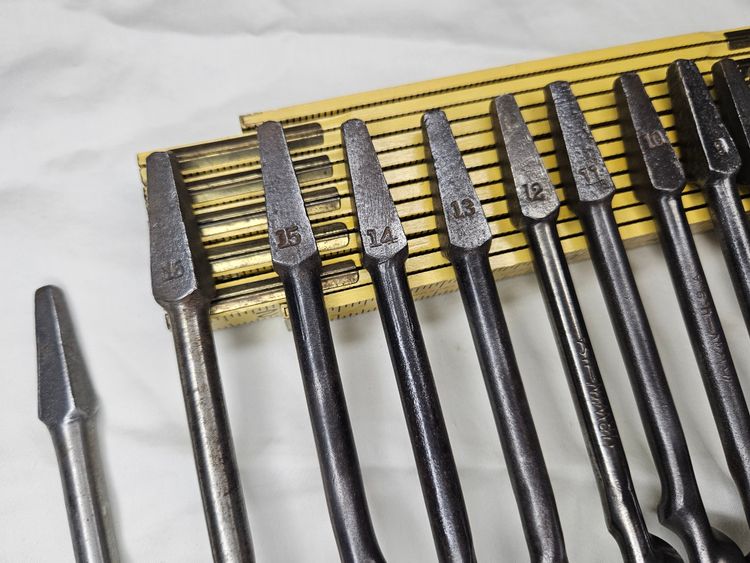 Irwin auger bit set + extras