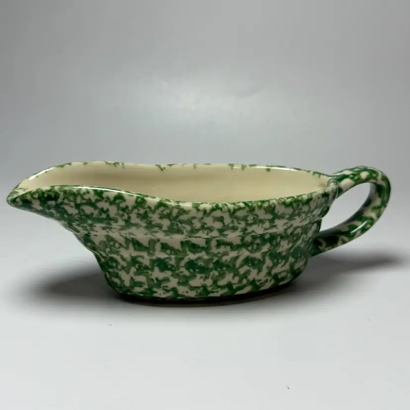 The Workshops Of Gerald Henn Green Spongeware Pottery Gravy Sauce Boat Vintage