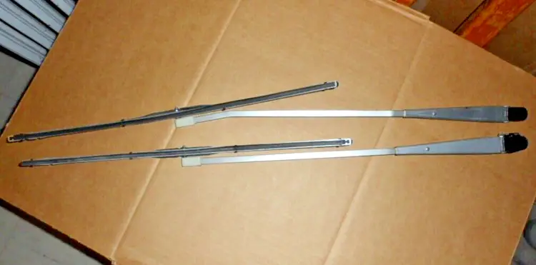 1982 Chevrolet Caprice Windshield Wiper Arms Cadillac, Pontiac Oldsmobile GM OEM