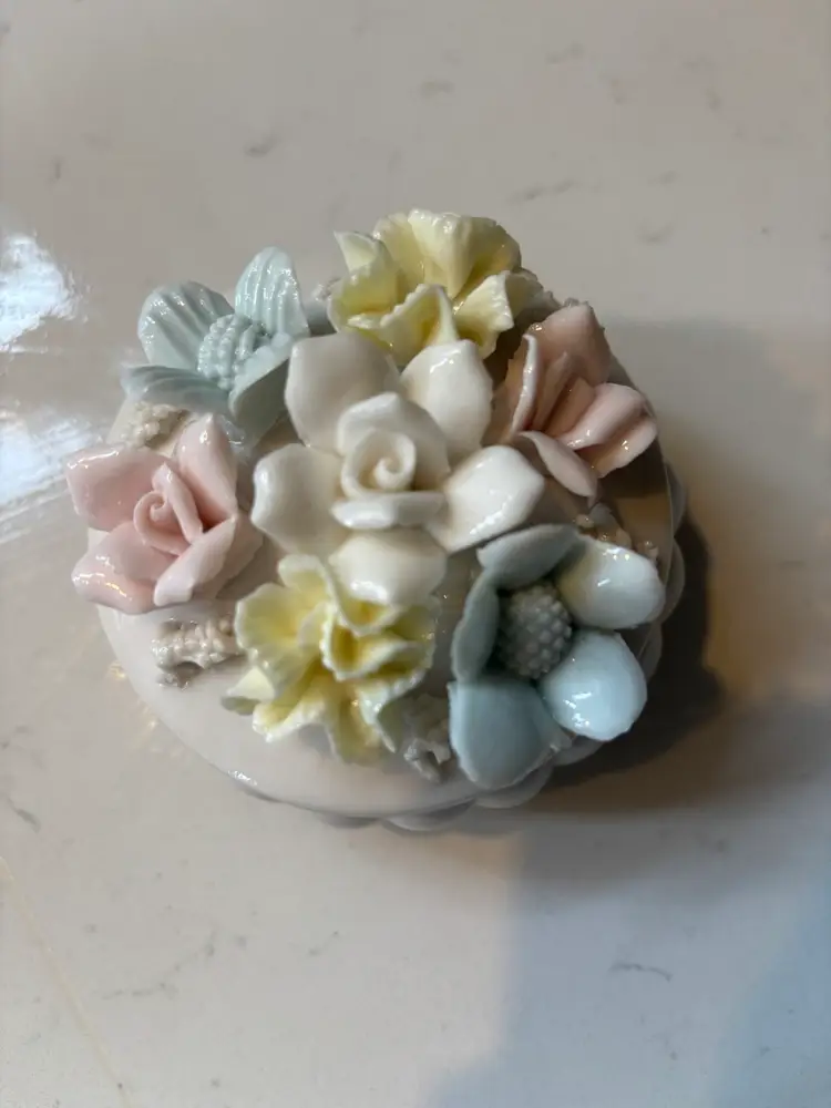 Trinket Box - Ardalt Japan Verithin Lenwile China