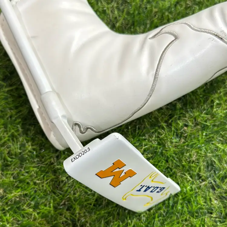 U Of M Custom Rh Blade