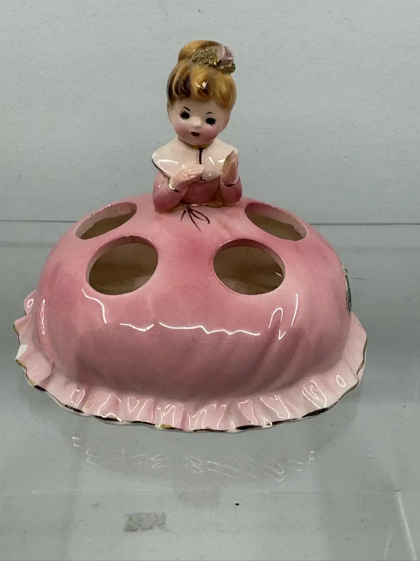 Josef’s Pink Lipstick Holder, No Call Outs