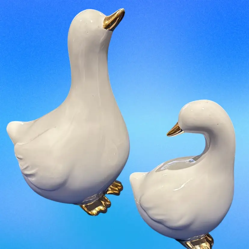 Ceramic Mama Goose With Gosling