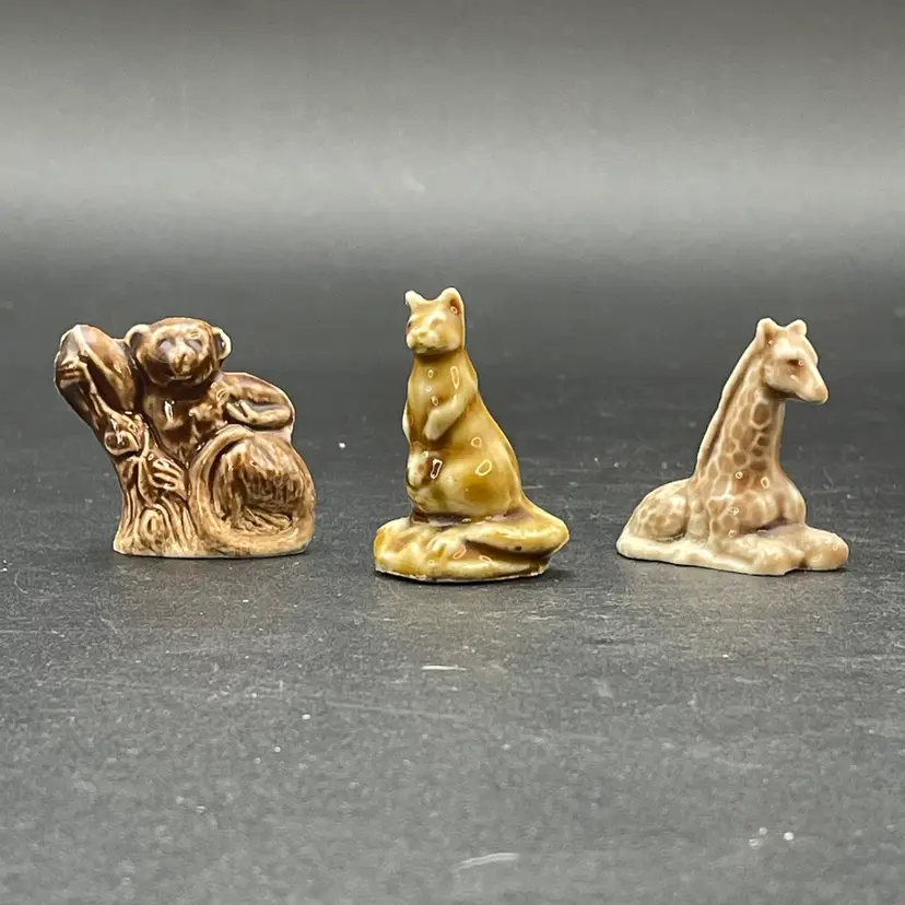Wade Whimsies Giraffe Langur Monkey Kangaroo Miniature Figurines VTG Lot of 3