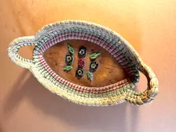 Vintage Ojibwe Birch Bark Beaded Basket Tray 8 in stamp On Back is Mille Lacs Indian Trading Post 