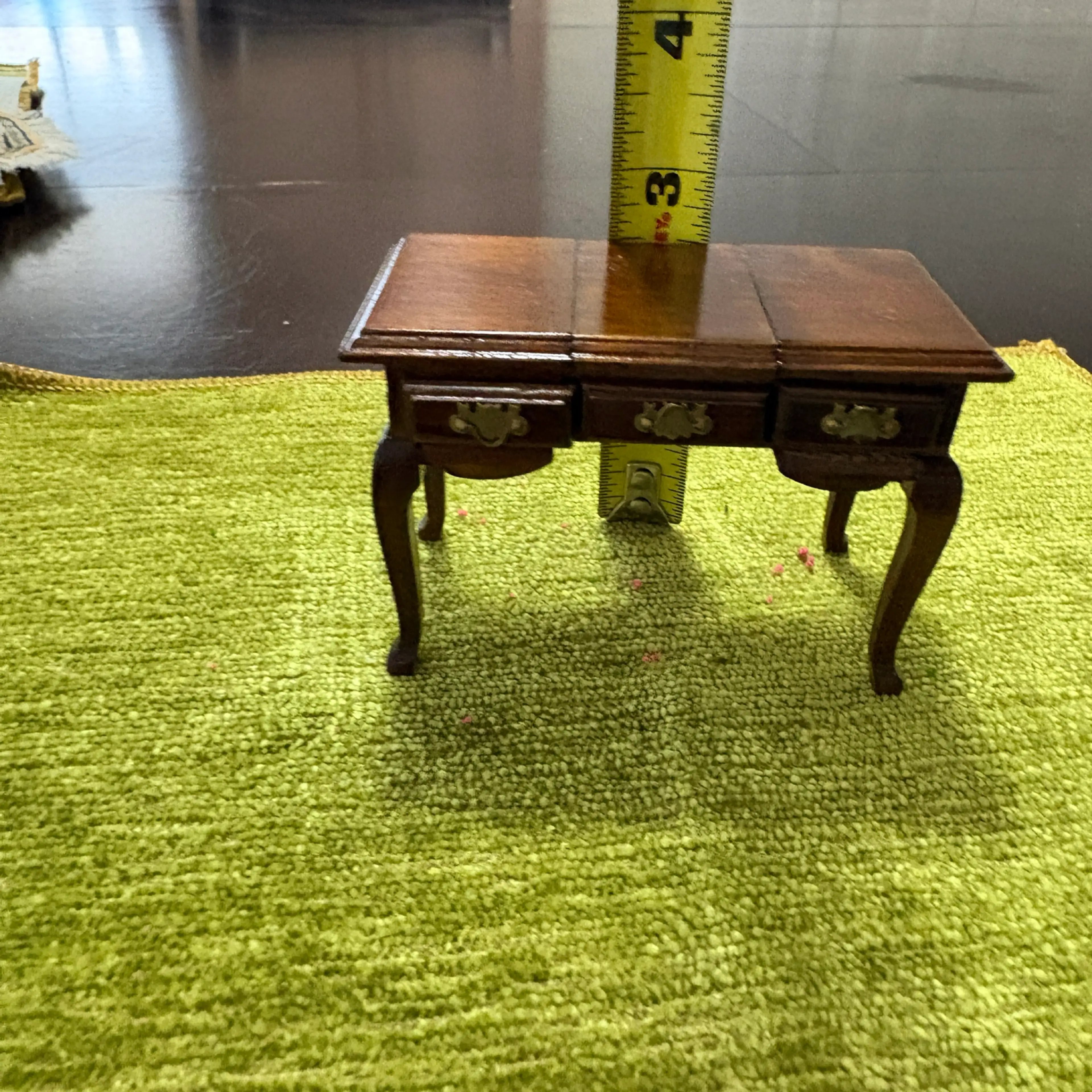 Image 3 of 4