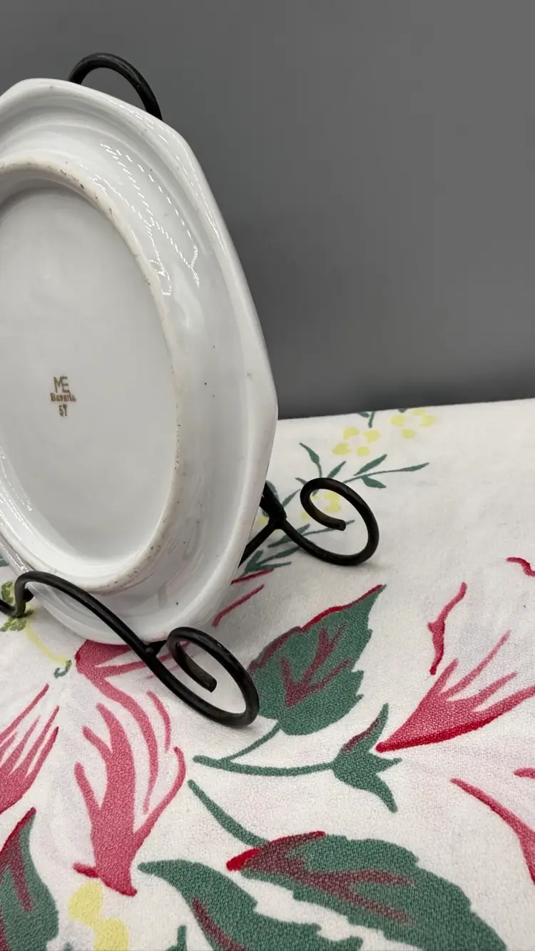 Antique Bavaria Porcelain 6” Octagonal Dessert Plate – Hand Painted Fruit Motif, Early 20th Century 6”