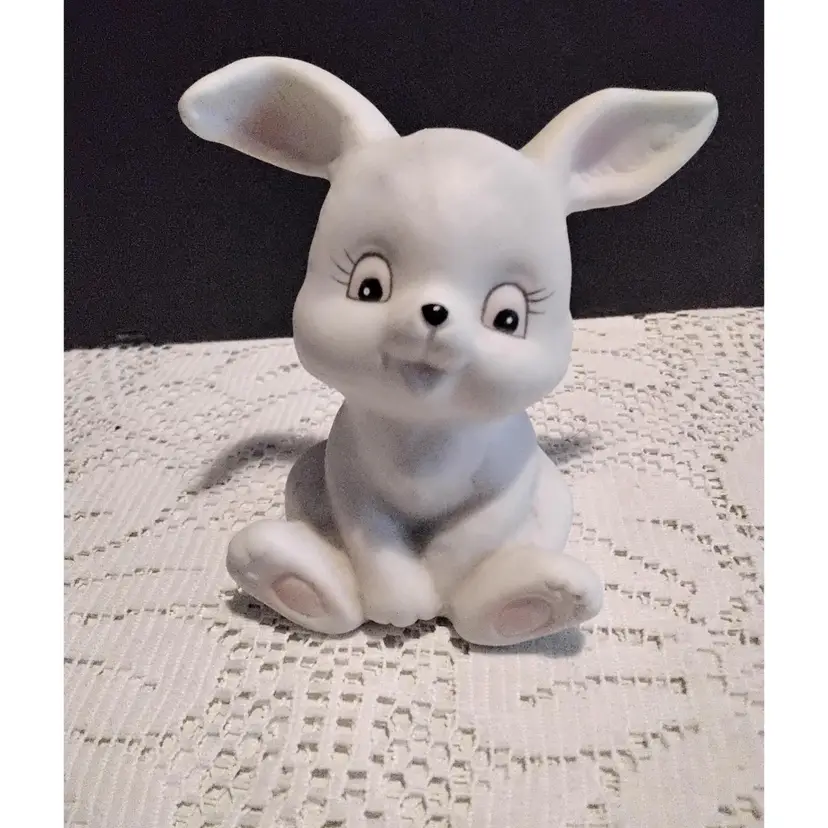 Vintage Homco White Playful Bunny Rabbit Figurine