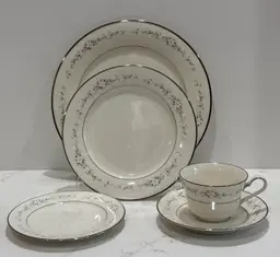 Noritake Heather Place Settings & Serving Pieces
