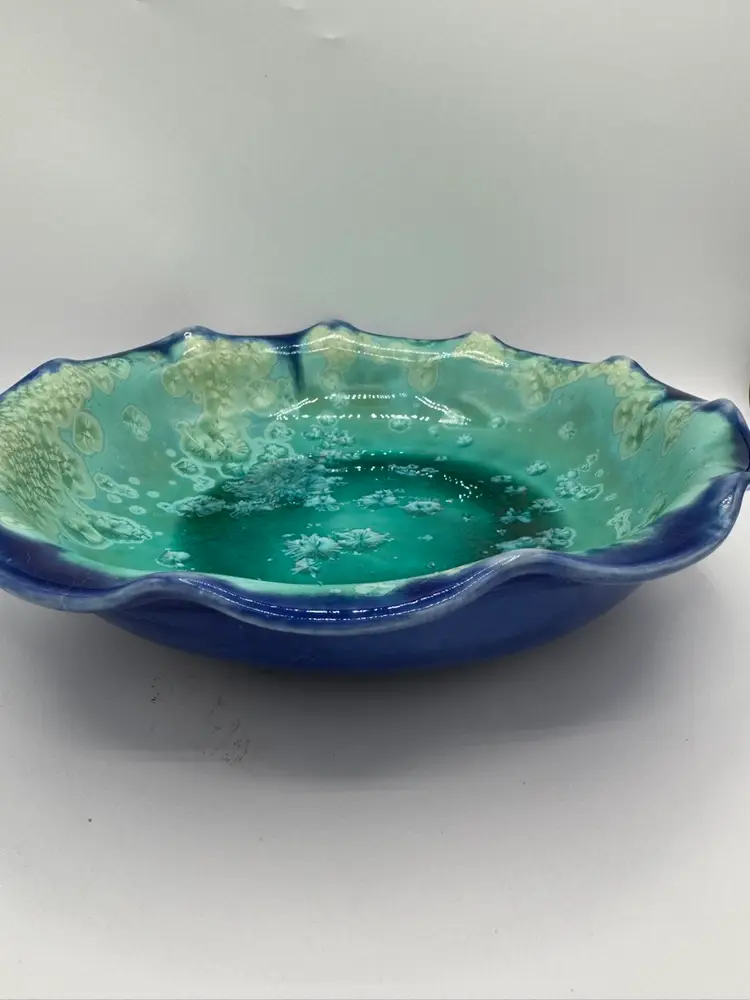 Edgecomb Potters Maine 11”  Teal Blue Crystalline Glaze Ruffled Edge Bowl - Vintage