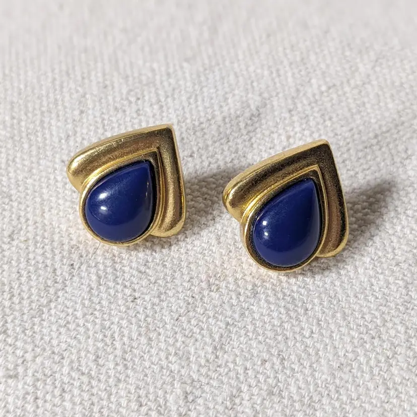 Avon Vintage Teardrop Earrings