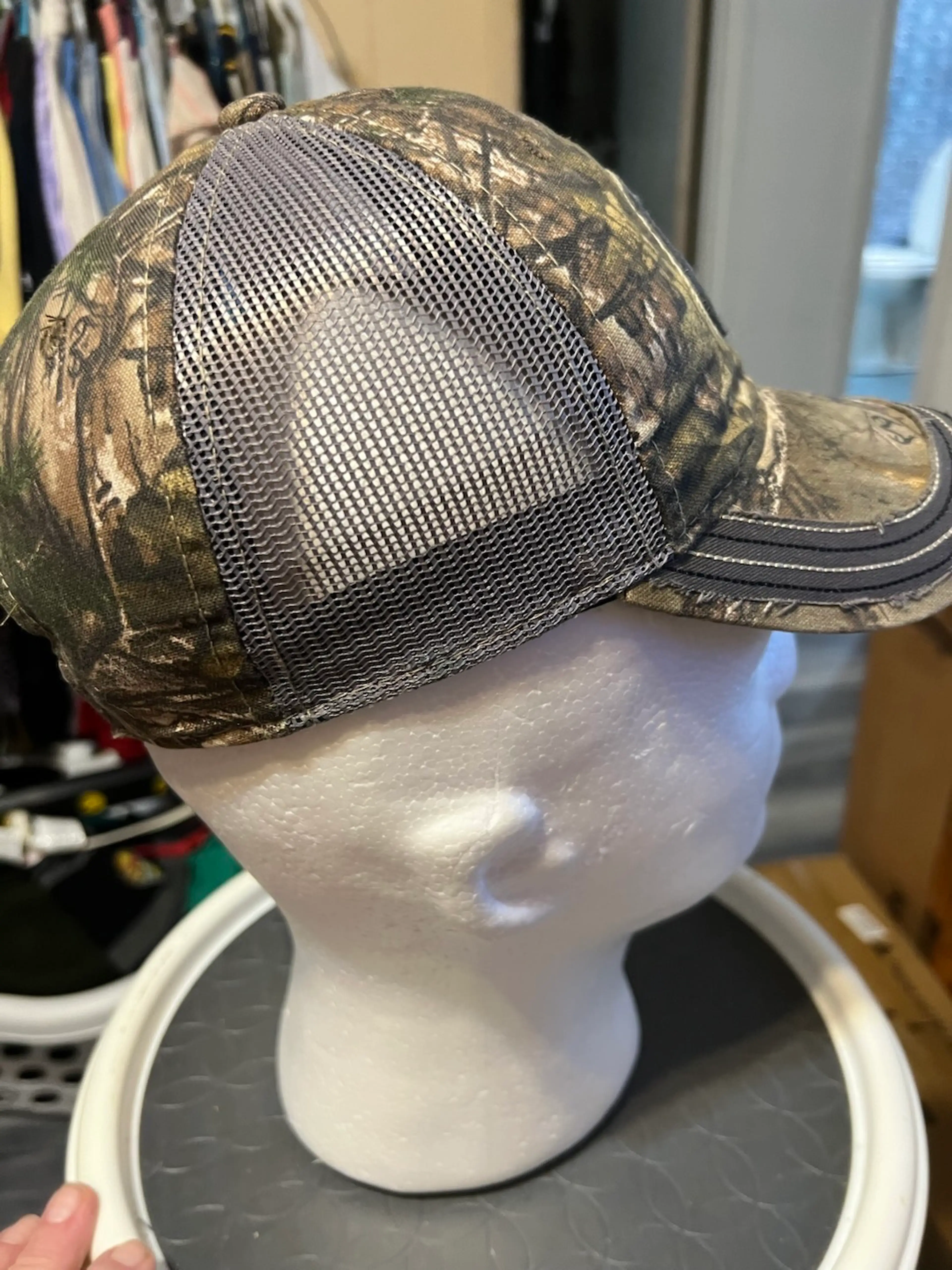 Image 4 of 6