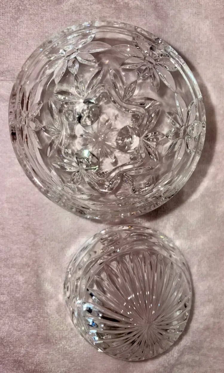 Fifth Avenue Crystal Alexandra 6” Footed Egg-Shaped Dish
