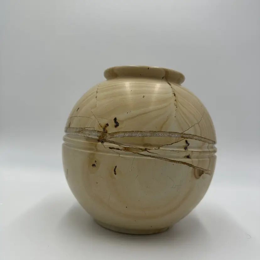 Sedlak Marble Vase Urn USA Crackled Design Stone Heavy Home Decor Interior