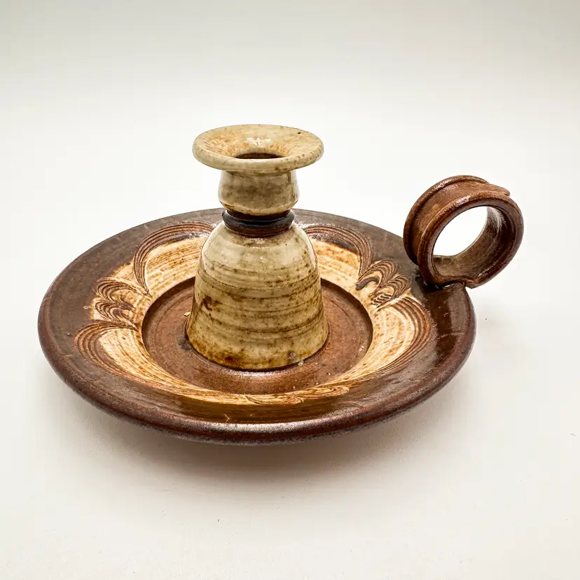 Ceramic Pottery Chamberstick Candle Holder Finger Handle Brown 4.25"H 8"L B25