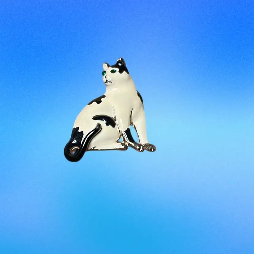 01j. Cat Brooch Enamel Rhinestone Eye Kitty