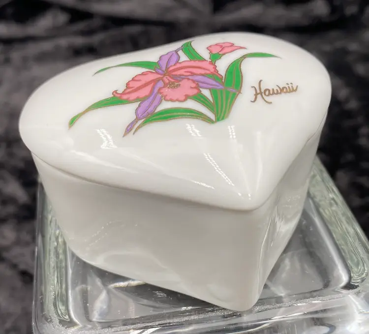 Vintage Heart-Shaped Trinket Box, Otagiri-style Orchid Design, Hawaii