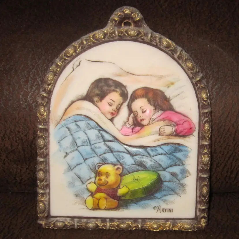 Vintage ARTINI Hand Painted Twin Etched 4D Sculptured Engraving Wall Art #10067 Featuring Winnie The Pooh