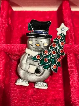 39. Silvertone Snowman Enamel Brooch