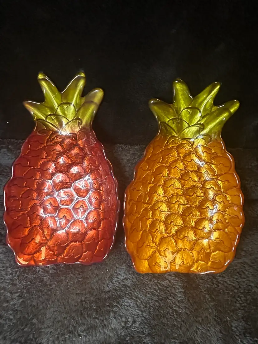 A Pair Of Hand Crafted Turkish Art Glass Decorative Pineapple Plates
