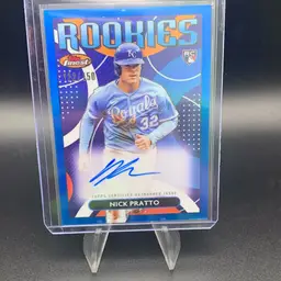 Nick Pratto RC Auto Blue Variation /150 Topps Finest Kansas City Royals