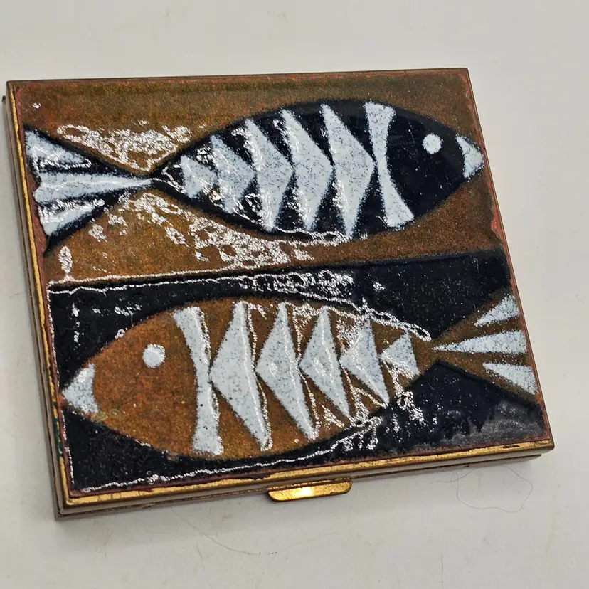 Robert Wuersch Vintage Fish Enamel Compact Concealer Makeup With Mirror
