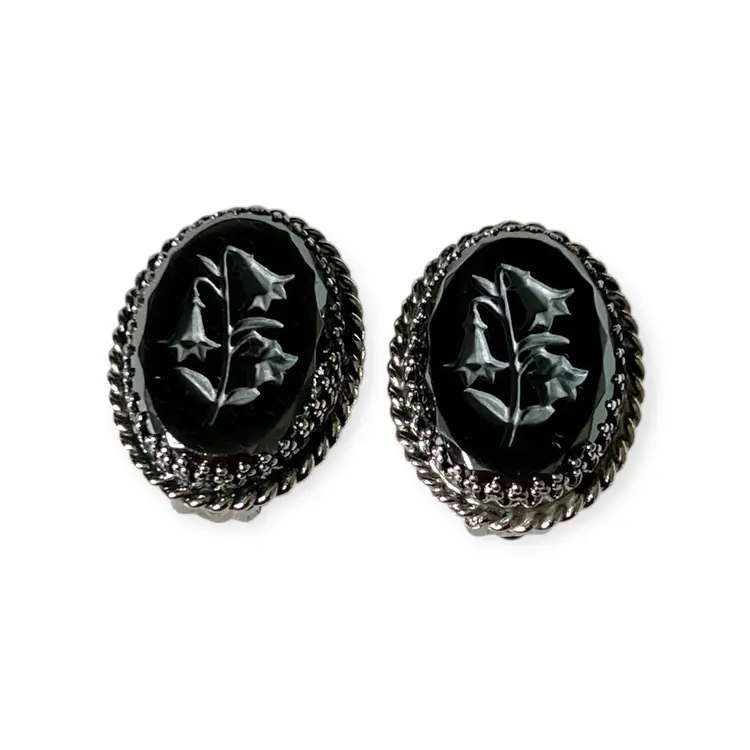 Vintage Whiting and Davis Hematite Carved Bluebells Silvertone Clip On Earrings #A-8