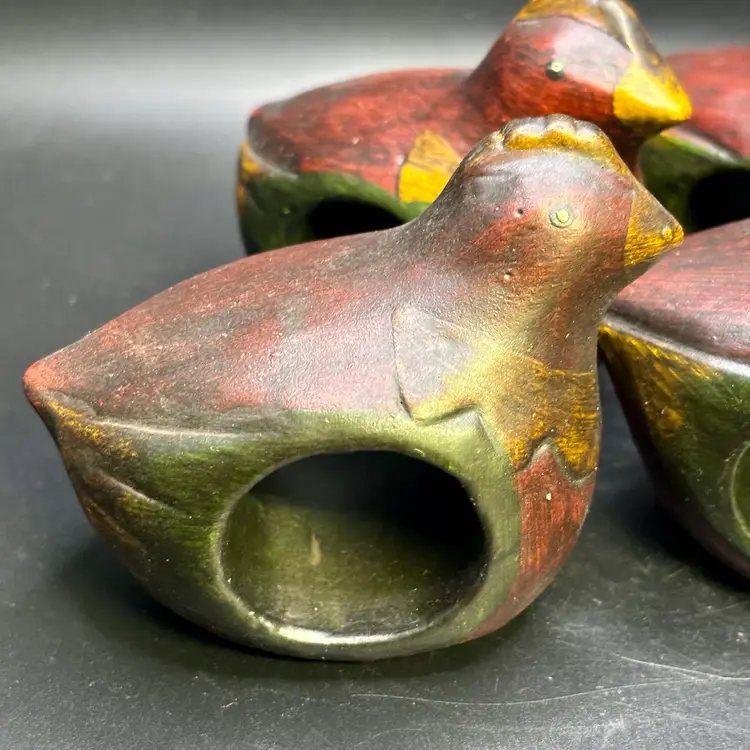 Contemporary Pier One Chicken Napkin Rings Set of 4 Made in Indonesia*