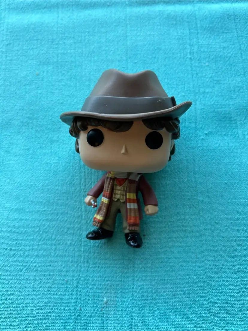 doctor who Funko pop 4th Doctor Tom Baker