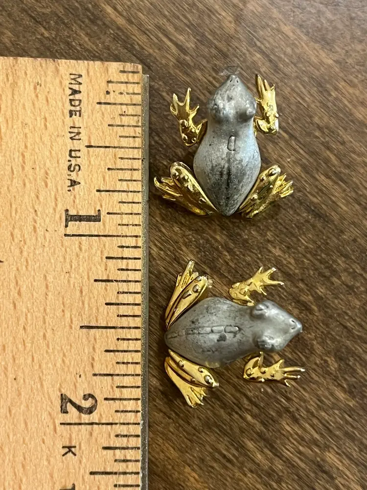1980s JJ Jonette Jewelry 2 Tone Frog Pierced Earrings From Artifacts Collection