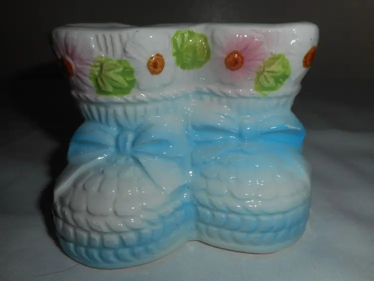 Vintage Nancy Pew Blue Baby Bootie Shoes Ceramic Planter Japan Nursery Decor