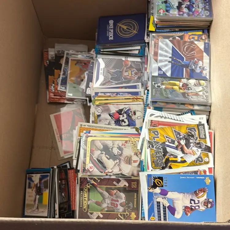 Ton Of NFL, MLB, NBA, & NASCAR Cards (NOT Apart Of Progressive Shipping)