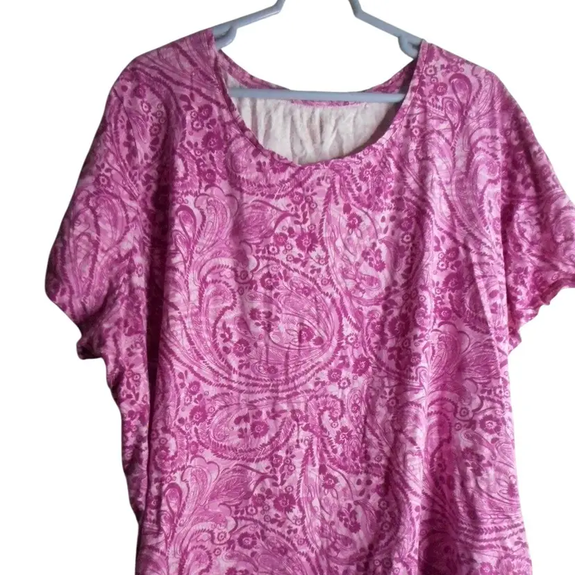 Catherines Size 3x 26/28 WP Petite Pink Paisley Print knit shirt short sleeve