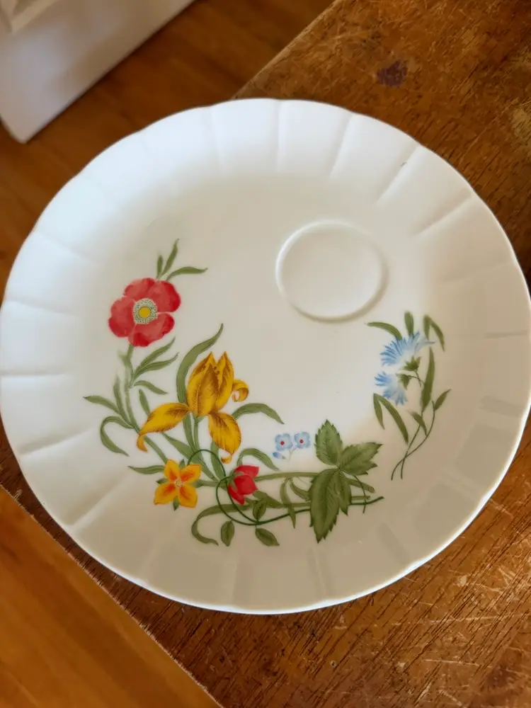 Floral Sauce Holder Plates