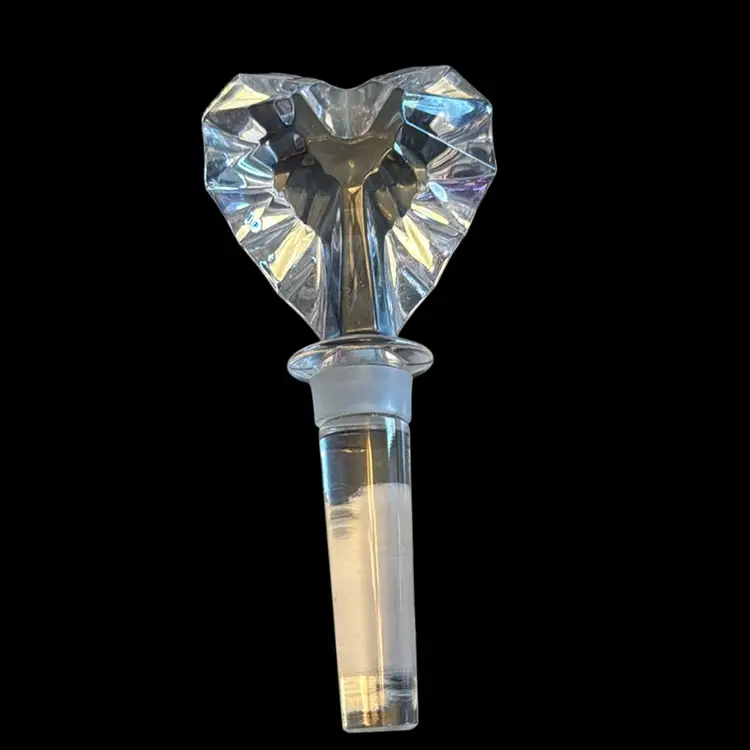 Milssa Venus Heart Crystal Bottle Stopper