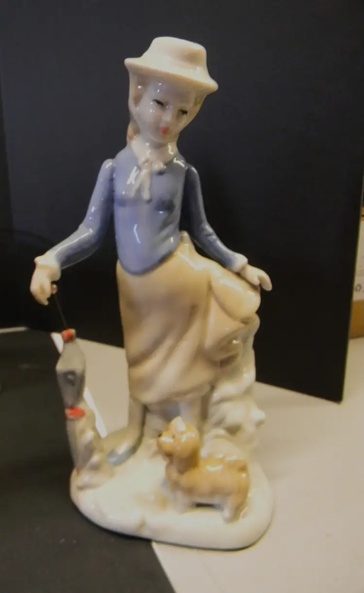 Hand Painted Porcelain Figurine (Lady with her Dog) 8 inches Tall