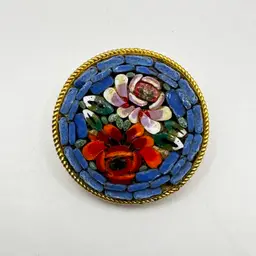 Vintage Italian Round Micro Mosaic Flower Brooch, Absolutely Beautiful, Measures 1”