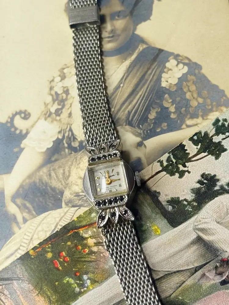 Gorgeous Vintage Loujen Watch - Not Working