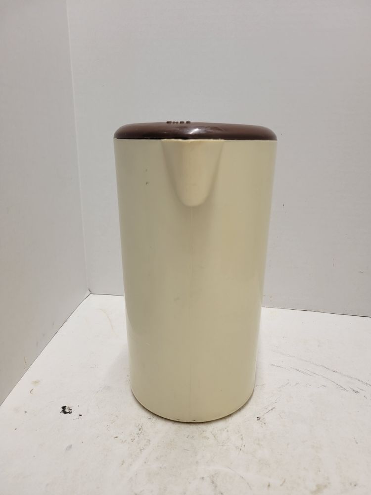 1 Quart Pitcher Pioneer Valleu Savings Bank Sgt Bluff & Salix Iowa